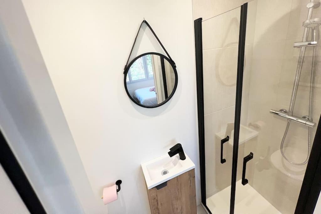 Suite Le Studio Mangue - Cosy & Vue Sur Le Jardin - Plages A Proximite Saint-Nazaire  Exterior photo